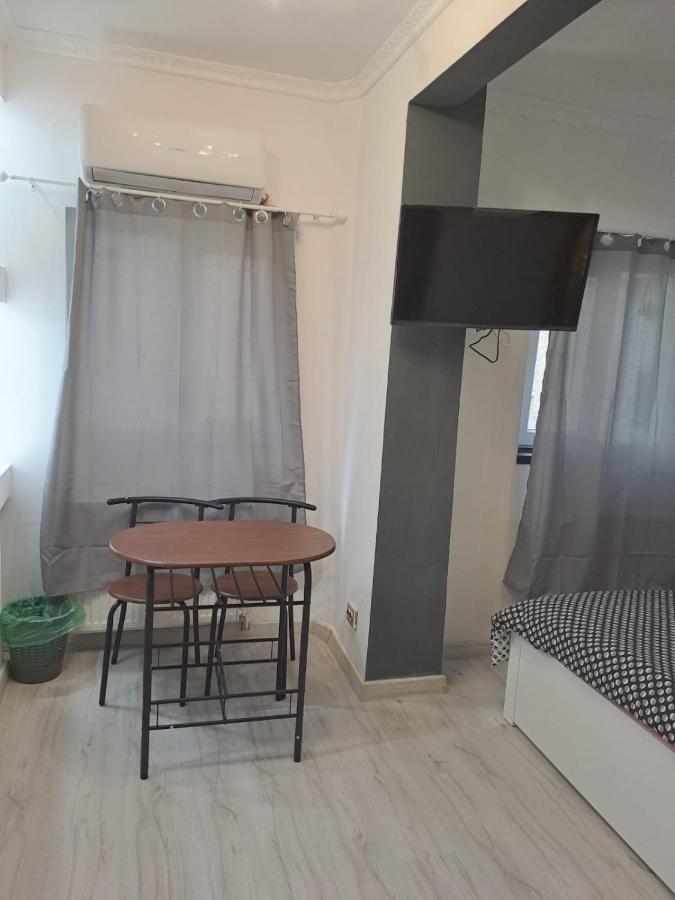 Deluxe Studio Oldtown Apartment บูคาเรสต์ ภายนอก รูปภาพ