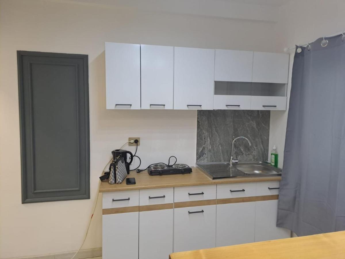 Deluxe Studio Oldtown Apartment บูคาเรสต์ ภายนอก รูปภาพ